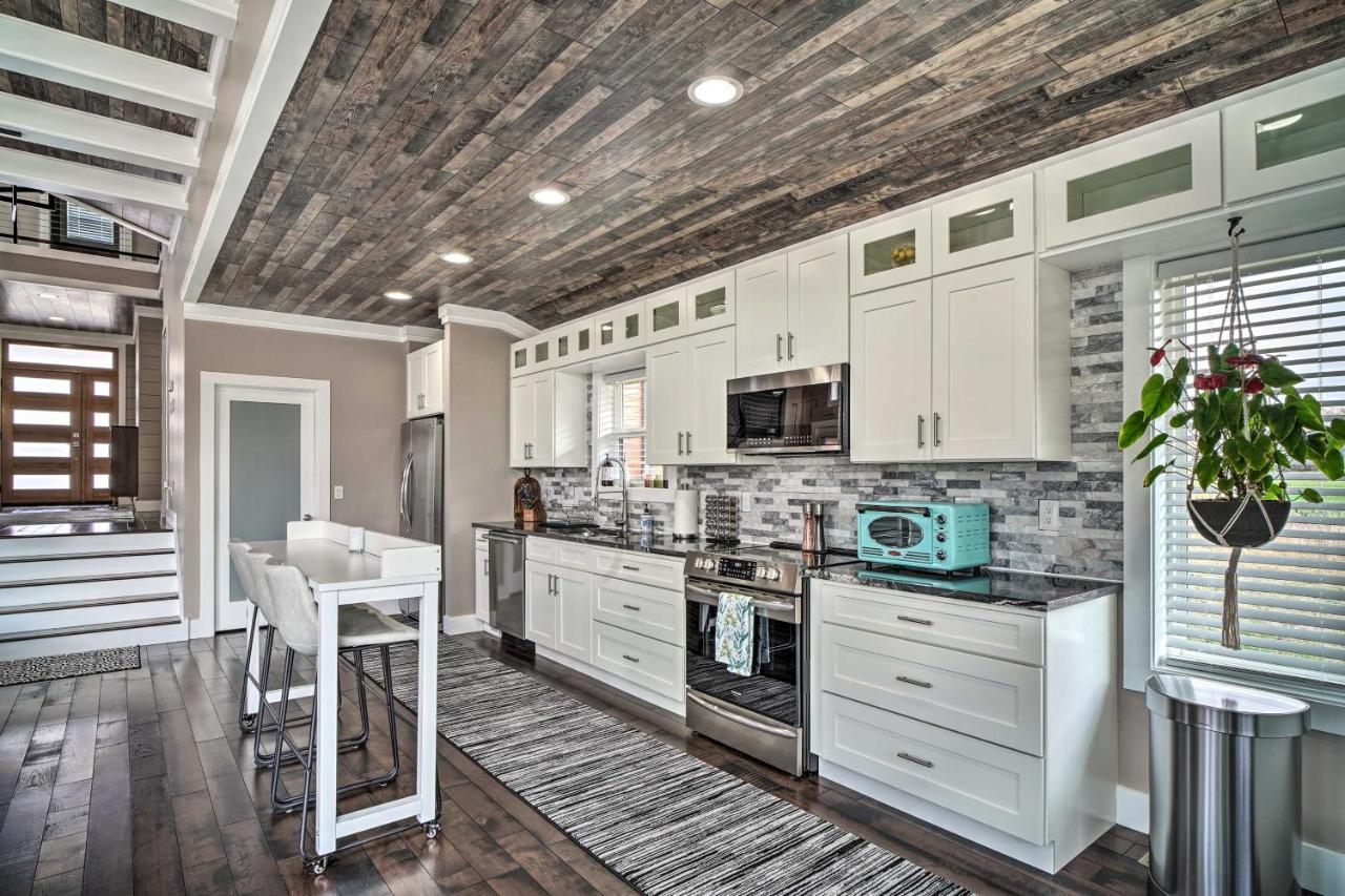 Spacious Sevierville Home With Hot Tub! Extérieur photo